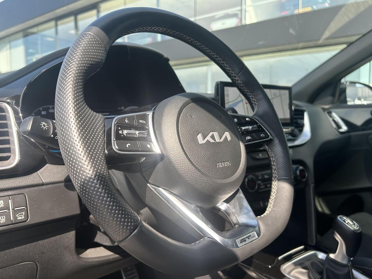 KIA CEE D Ceed Sportswagon 1.0 T-GDi GT-Line Navi | Clima | Cruise | Pano | Apple Carplay & Android Auto | Stoel & Stuurverwarming | Sensoren |