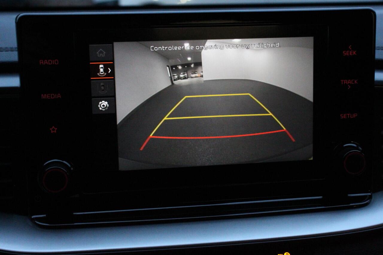 KIA CEE D Ceed 1.0 T-GDi Comfort Navigatie Apple Carplay/ Android Auto Camera DAB Airco Stoelverwarming Cruise Control