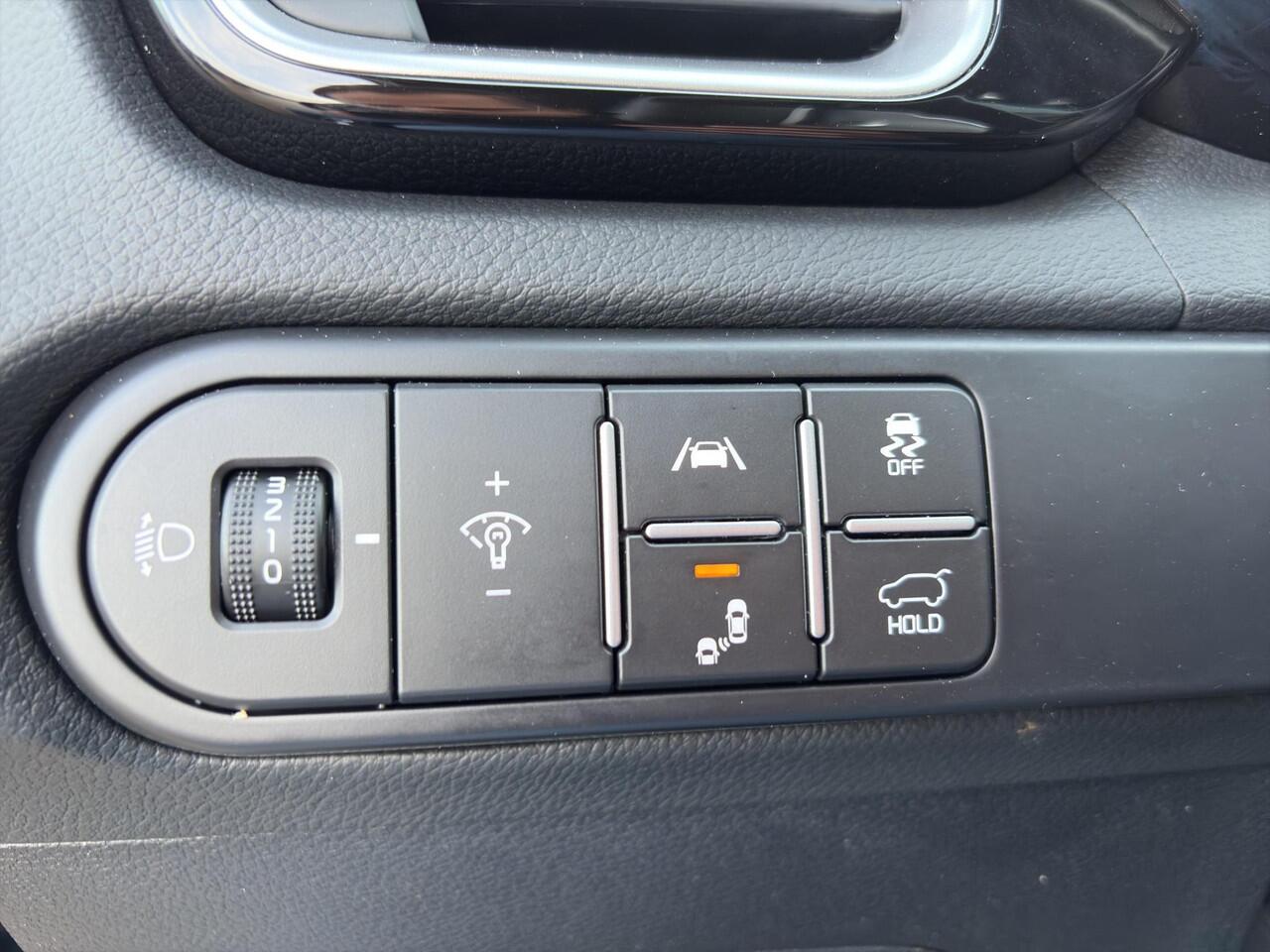 KIA CEE D Ceed Sportswagon 1.5 T-GDi GT-PlusLine Automaat | Panoramadak | Leder/Alcantara | Camera | Navi | Stuur-/Stoelverwarming | 18" Velgen | Clima | Key-Less | PDC | Cruise | LED |