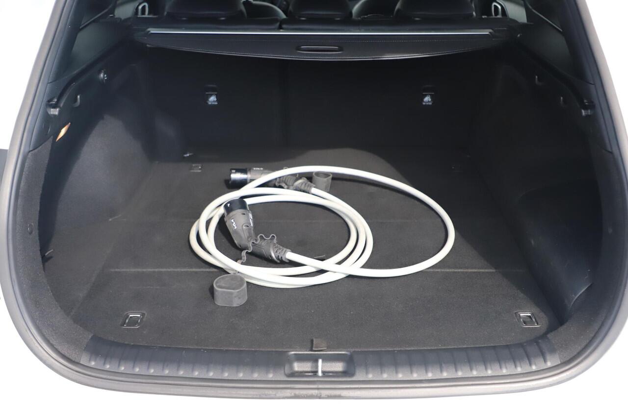 KIA CEE D Ceed Sportswagon 1.6 GDI PHEV DynamicPlusLine 18 inch LMV Navigatie Carplay Android Achteruitrijcamera Stuur & Stoelverwarming