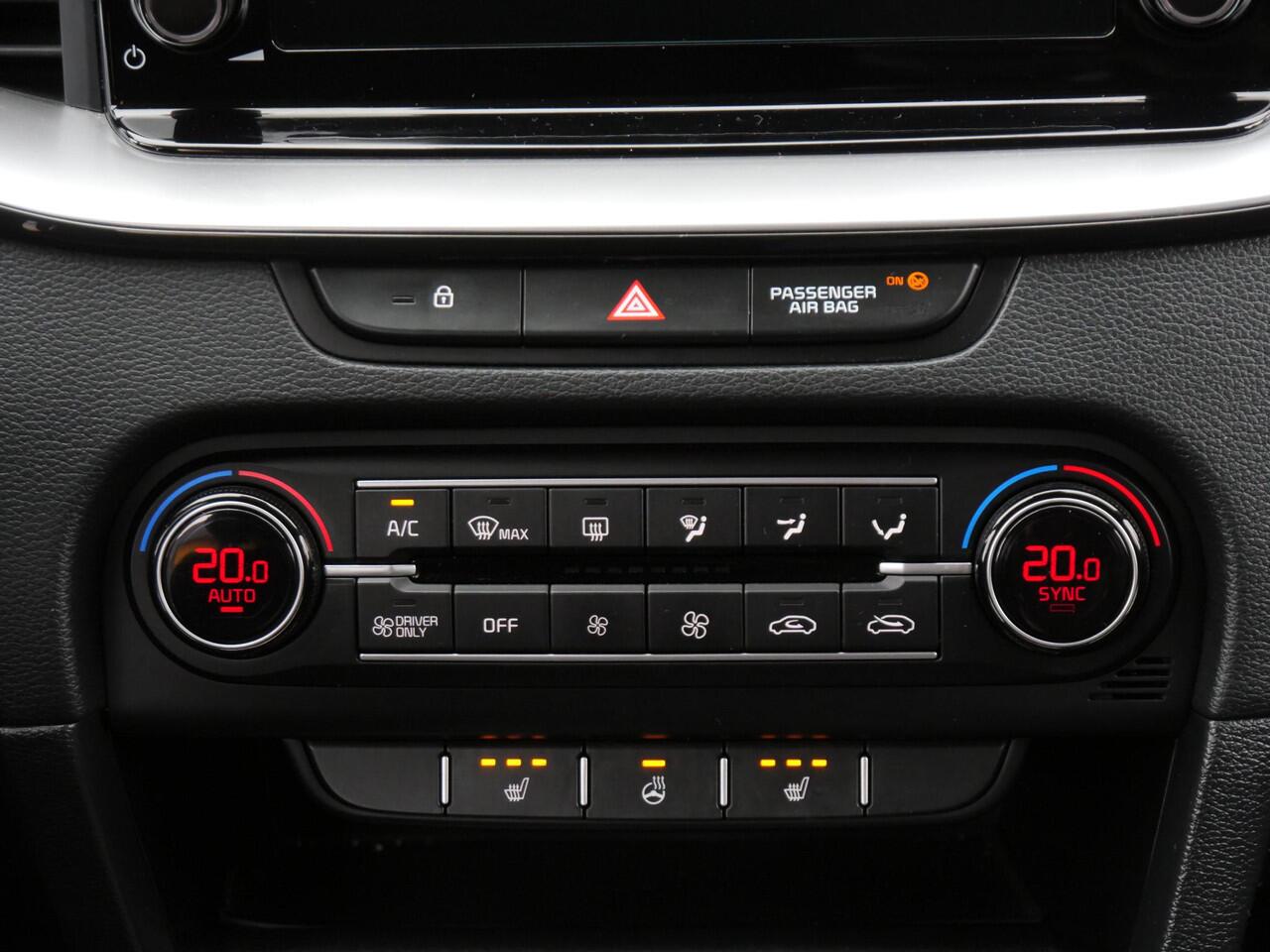 KIA CEE D Ceed Sportswagon PHEV DYNAMICLINE/ WINTER PAKKET/ CAMERA/ CARPLAY