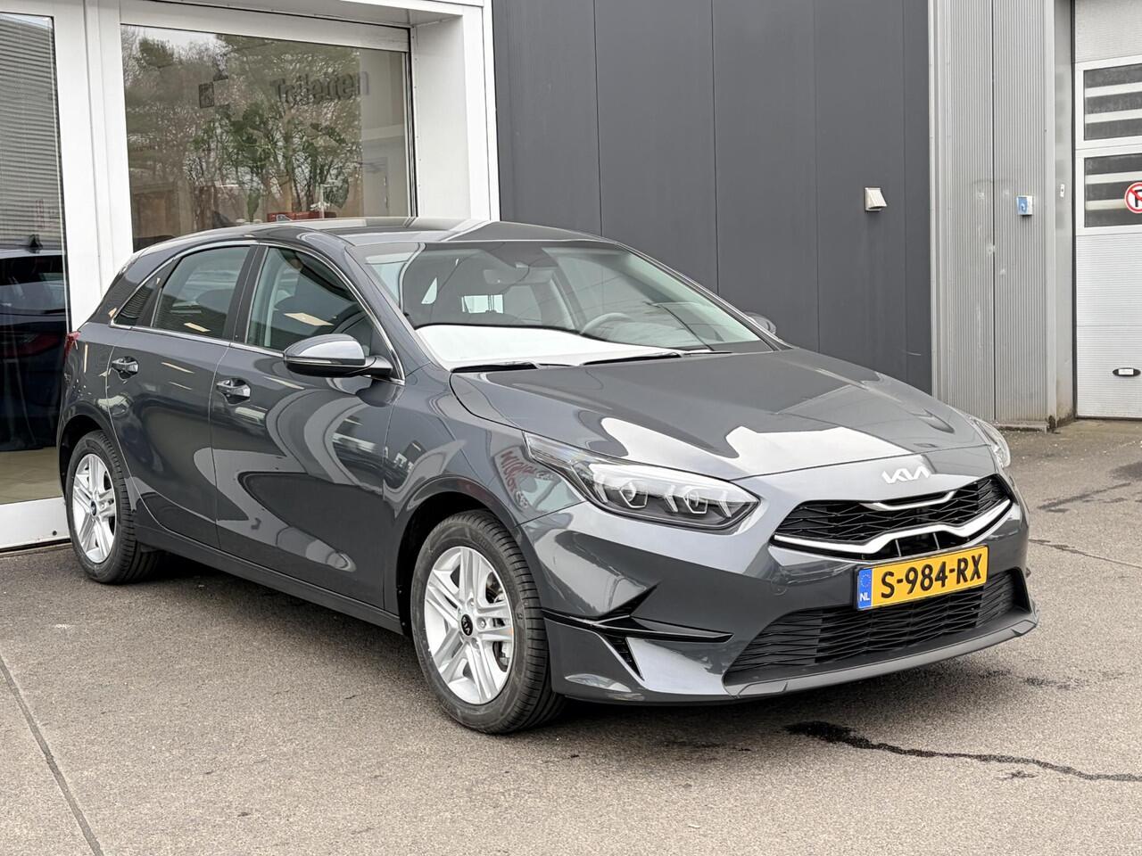 KIA CEE D Ceed 1.0 T-GDi DynamicLine | Parkeercamera | Lane assist | LED