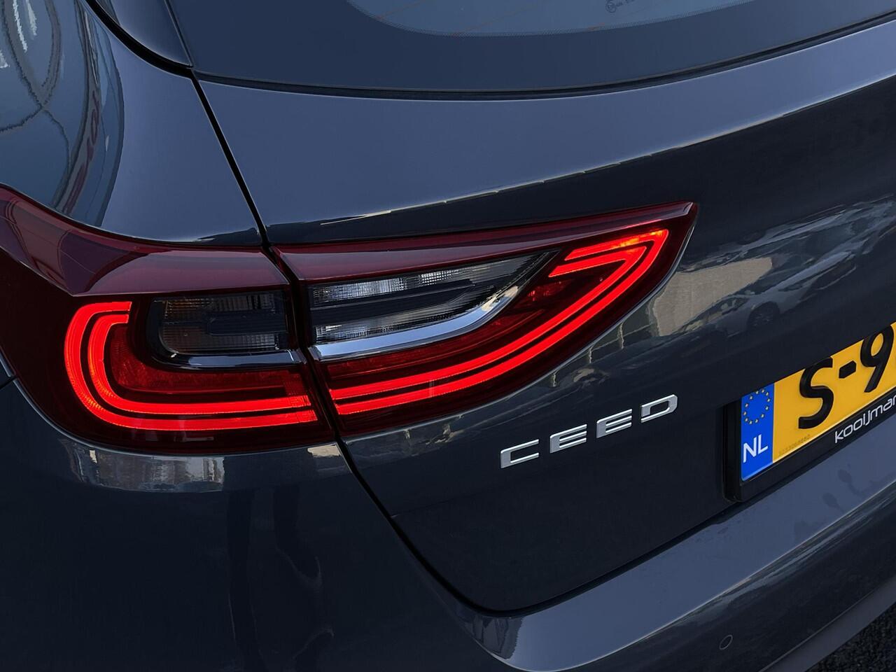 KIA CEE D Ceed 1.0 T-GDi DynamicLine | Parkeercamera | Lane assist | LED