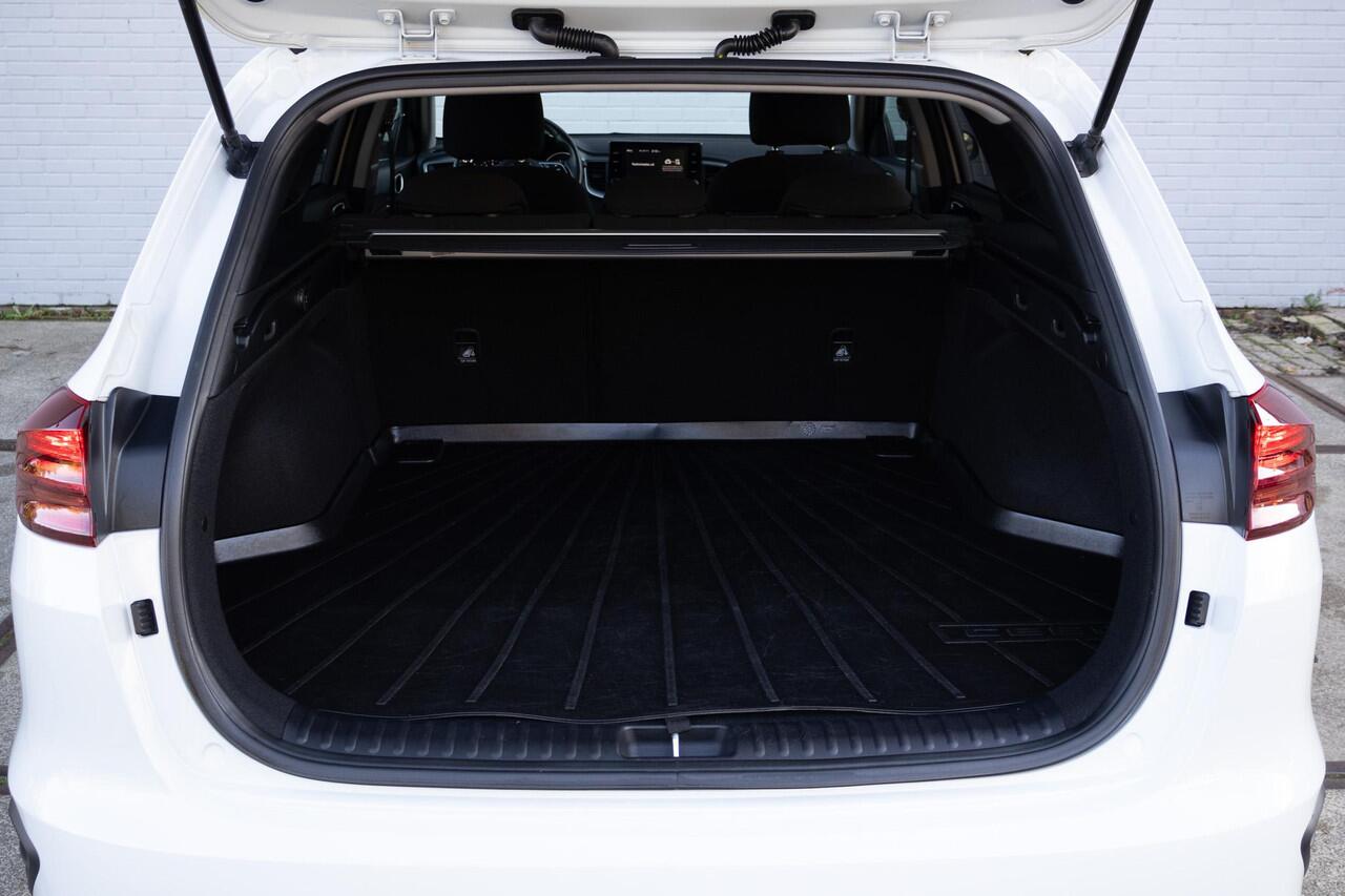 KIA CEE D Ceed Sportswagon 1.0 T-GDi Stoelverw|stuurverw|Camera|Carplay|Schakel|Wagen|