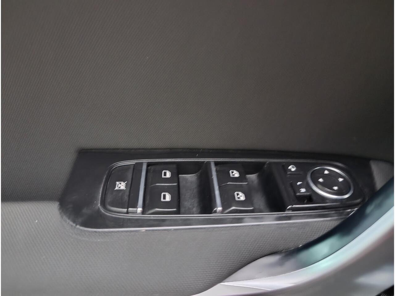 KIA CEE D Ceed Sportswagon 1.0 T-GDi MHEV DynamicLine Airco (automatisch) | Lmv | Pdc | Navi | Cv op afstand