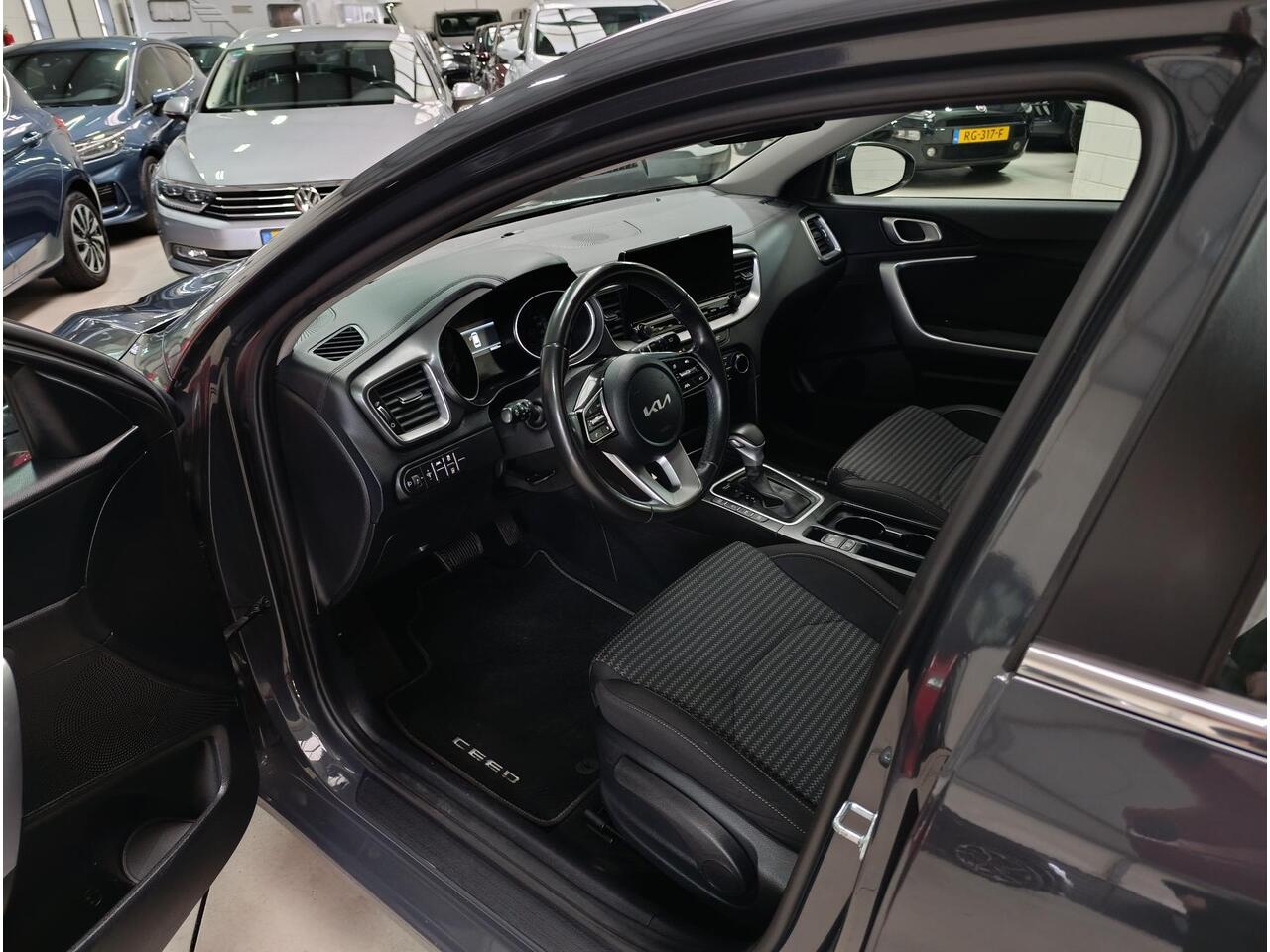 KIA CEE D Ceed Sportswagon 1.0 T-GDi MHEV DynamicLine Airco (automatisch) | Lmv | Pdc | Navi | Cv op afstand