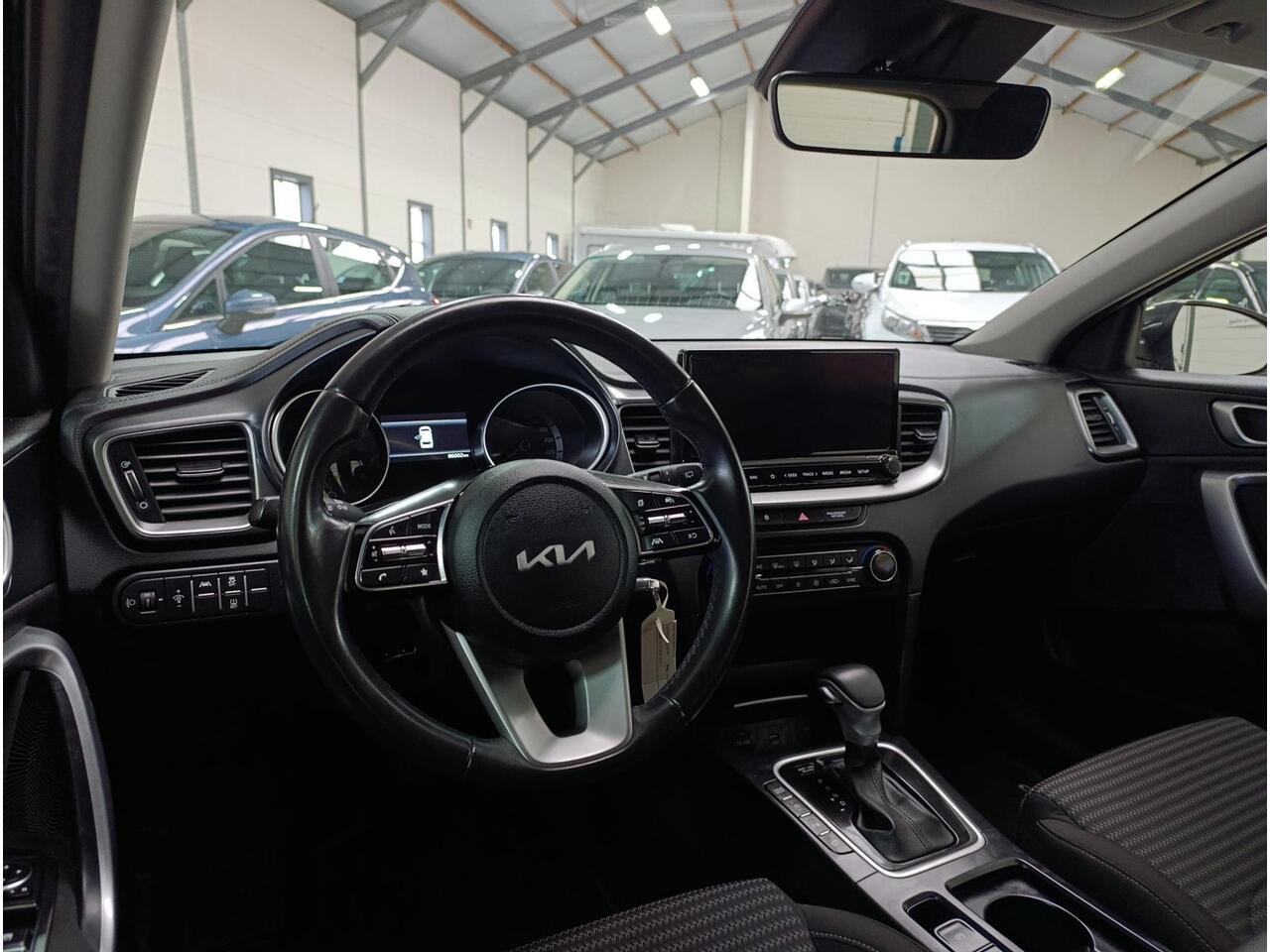 KIA CEE D Ceed Sportswagon 1.0 T-GDi MHEV DynamicLine Airco (automatisch) | Lmv | Pdc | Navi | Cv op afstand