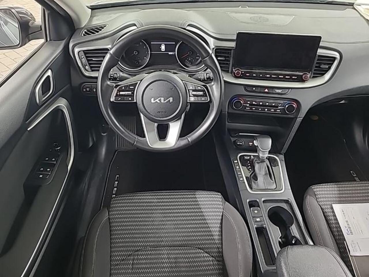 KIA CEE D Ceed Sportswagon 1.0 T-GDi MHEV DynamicLine Airco (automatisch) | Lmv | Pdc | Navi | Cv op afstand