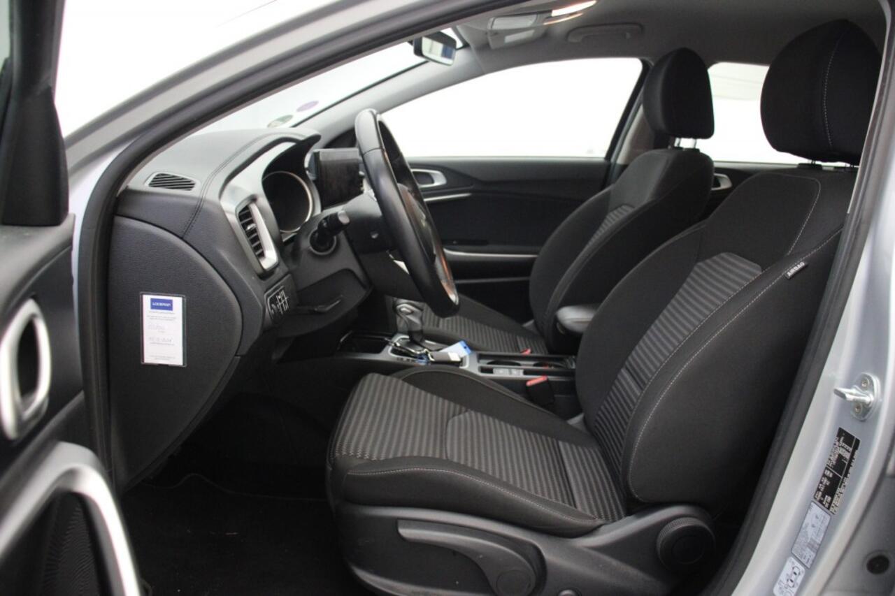 KIA CEE D Sportswagen 1.0 T-GDi MHEV DynamicLine Automaat - Carplay, Navi, Cruise, Clima, Camera