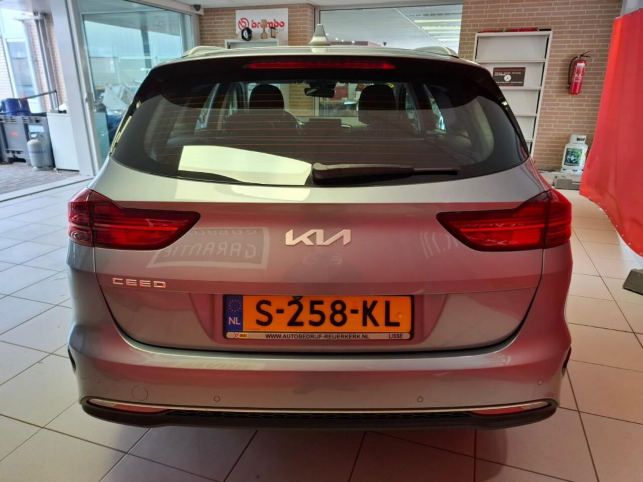KIA CEE D Ceed Sportswagon 1.0 MHEV DCT DynamicLine 5D, 12 mnd Bovag garantie