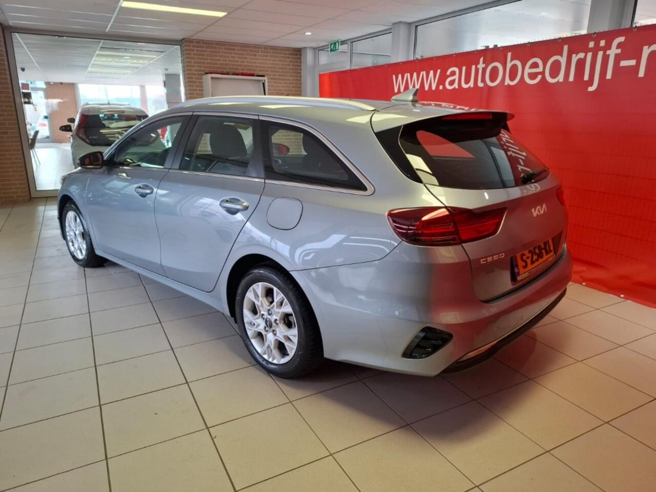 KIA CEE D Ceed Sportswagon 1.0 MHEV DCT DynamicLine 5D, 12 mnd Bovag garantie