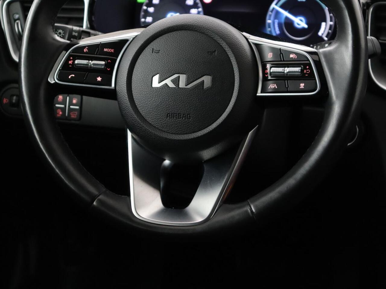 KIA CEE D Ceed 1.6 GDI PHEV DynamicPlusLine | Trekhaak | Stoel & stuurverwarming | Adaptive cruise | Camera | Carplay | Half leder | Keyless | Full LED | Climate control