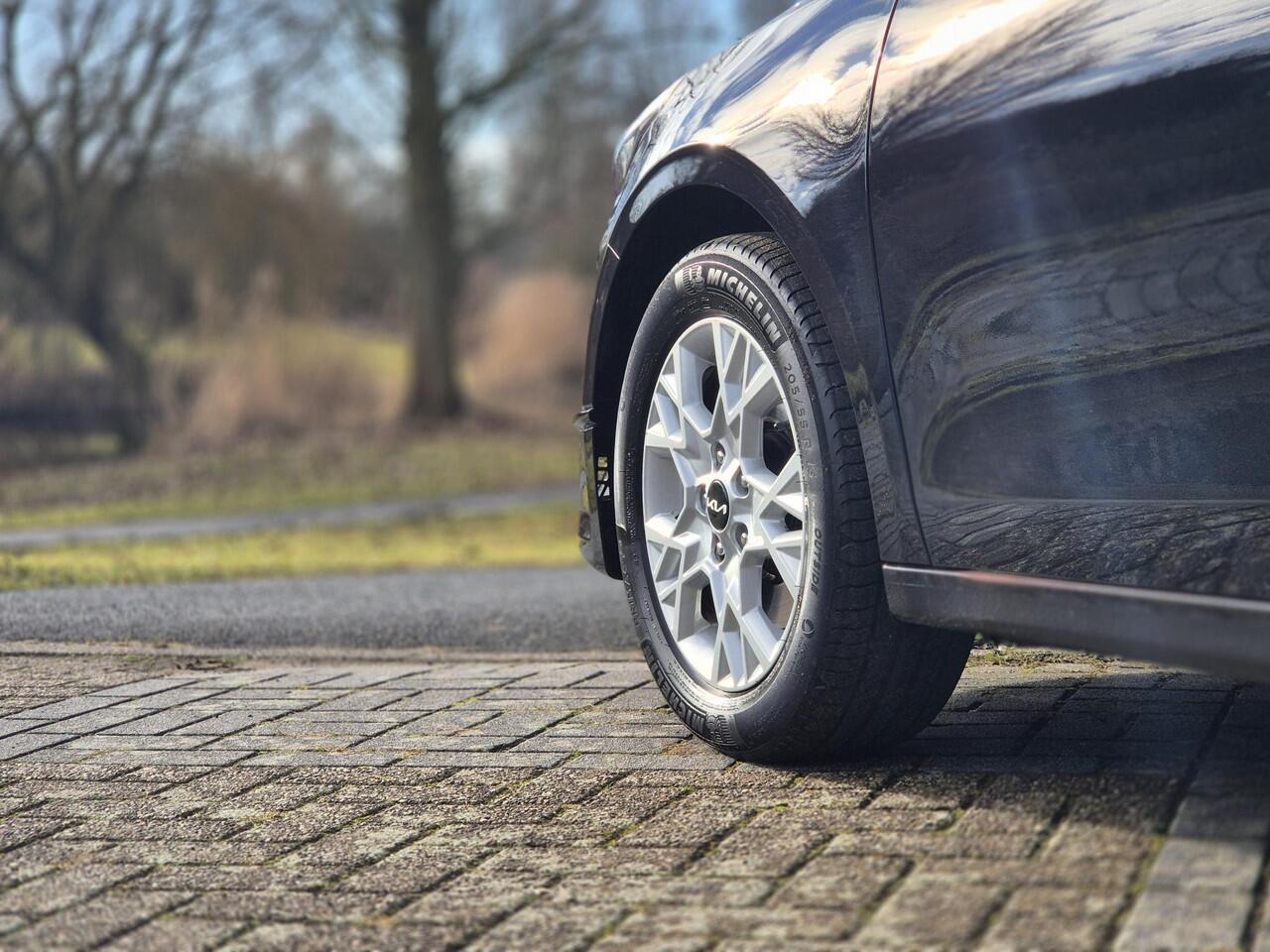 KIA CEE D Ceed Sportswagon 1.0 T-GDi DynamicLine