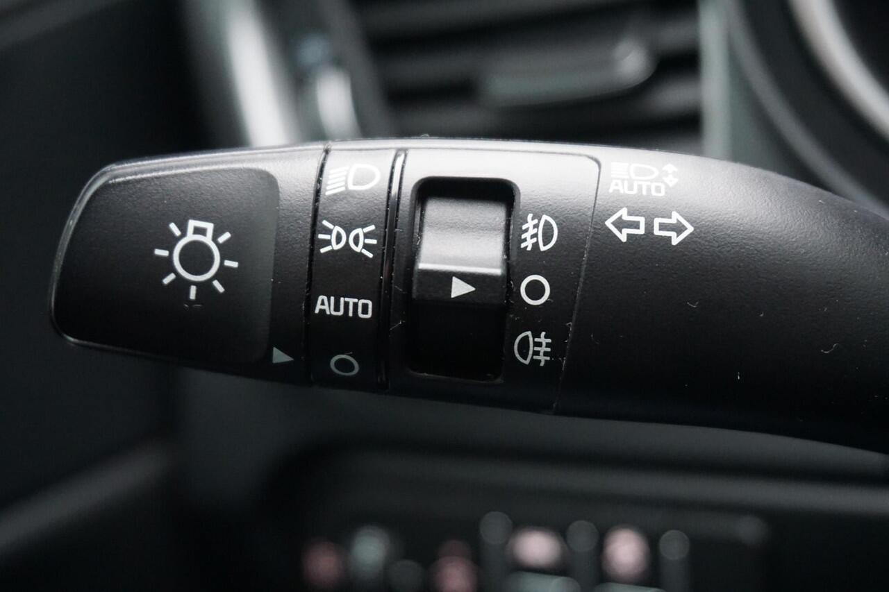 KIA CEE D Ceed 1.0 T-GDi 120PK DynamicLine/NL-Auto/All-Seasonband /1e Eigenaar.
