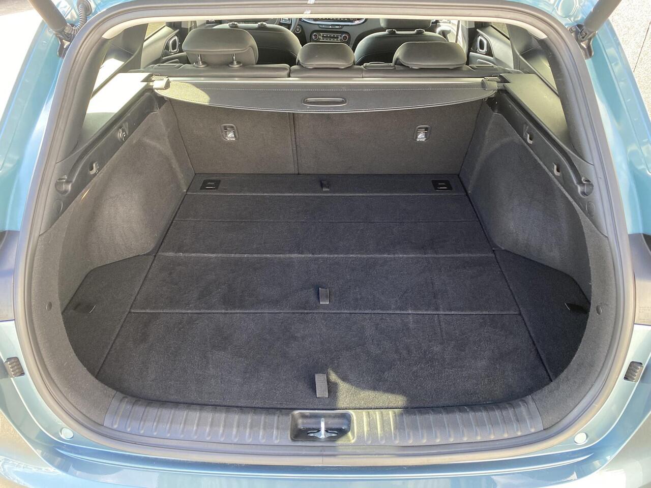 KIA CEE D Ceed Sportswagon 1.0 T-GDi DynamicPlusLine Navigatie, Dodehoek detectie, Stoel- & stuurwielverwarming, Elektr. bedienbare achterklep, Achteruitrijcamera, Parkeersensoren voor + achter, Smart key, BTW-auto