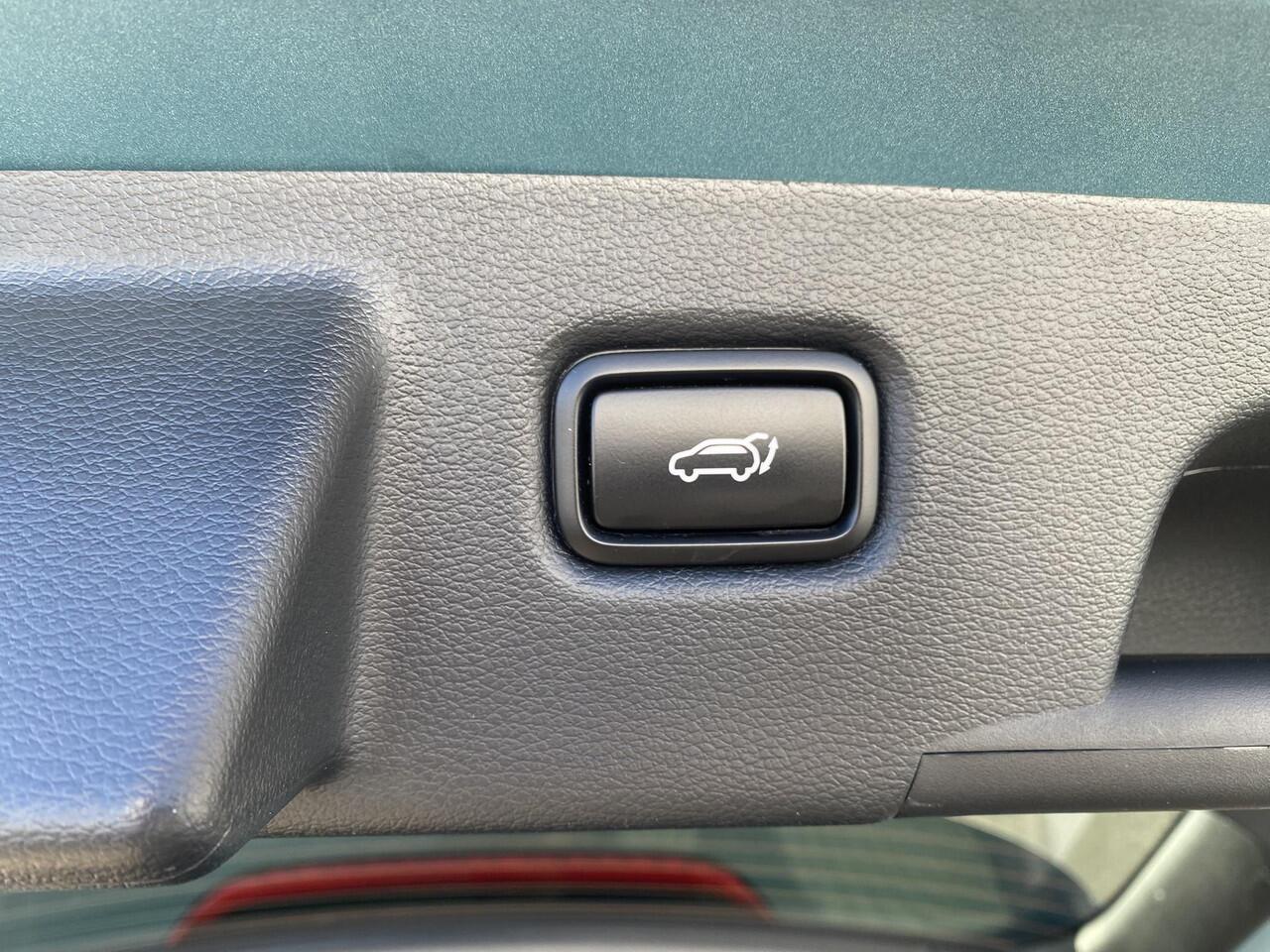 KIA CEE D Ceed Sportswagon 1.0 T-GDi DynamicPlusLine Navigatie, Dodehoek detectie, Stoel- & stuurwielverwarming, Elektr. bedienbare achterklep, Achteruitrijcamera, Parkeersensoren voor + achter, Smart key, BTW-auto