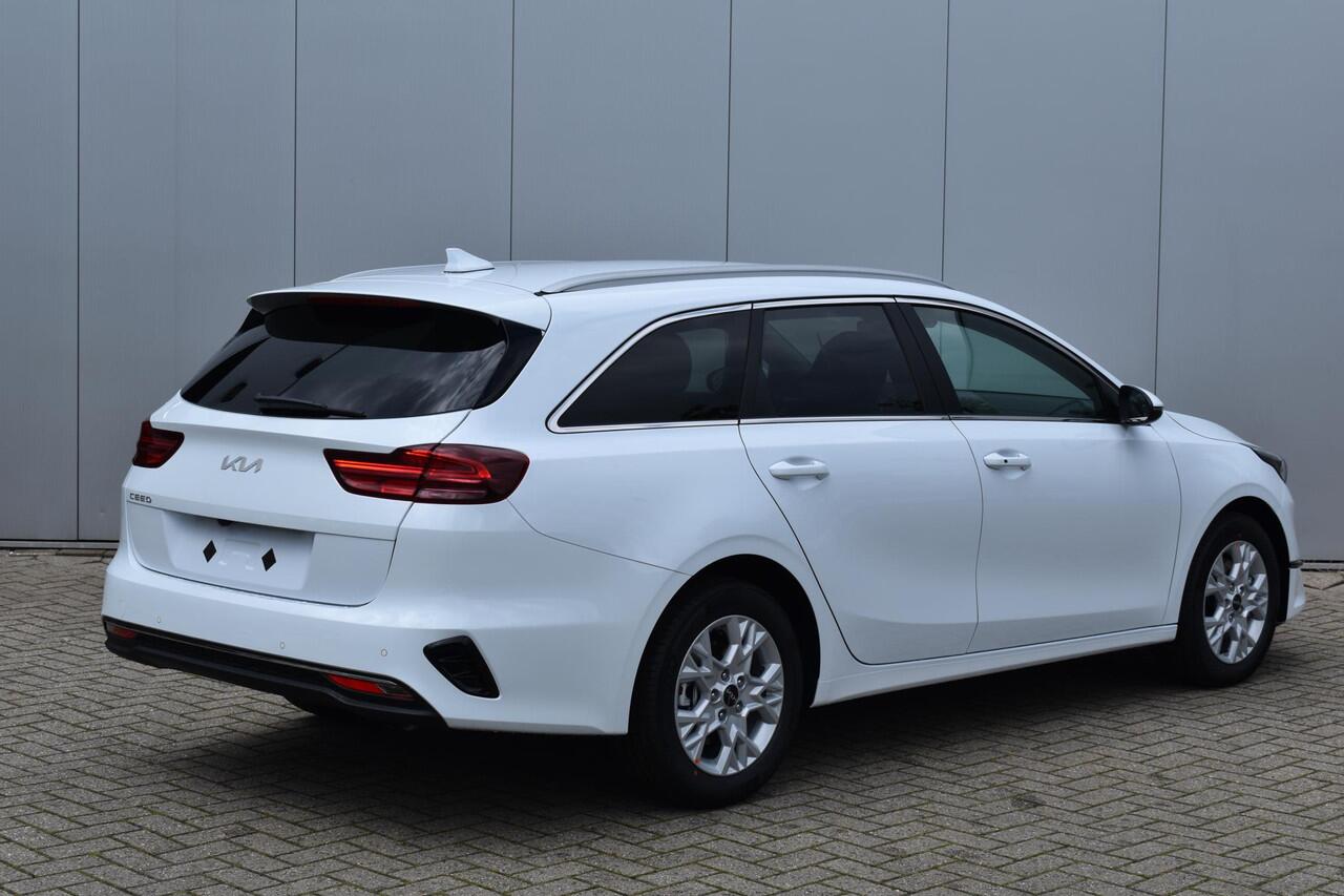KIA CEE D Ceed SW PE 1.5 T-GDi MHEV DynamicPlusLine | Navigatie | Adaptieve Cruise Control | Keyless Go | Elektrisch bedienbare achterklep |