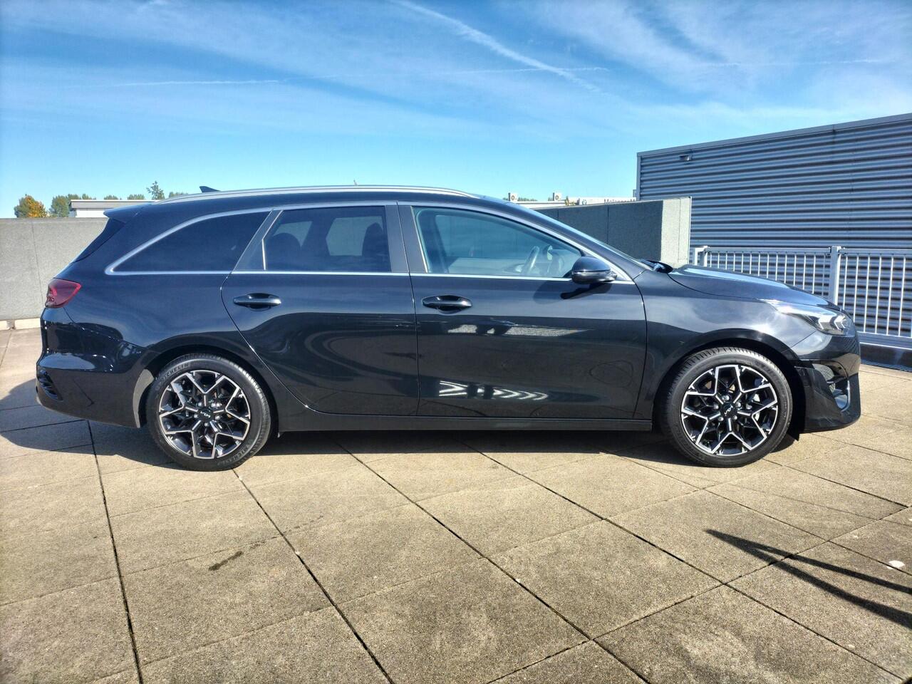 KIA CEE D Ceed Sportswagon 1.5 T-GDi GT-Line Navigatie / Camera / Schuifdak