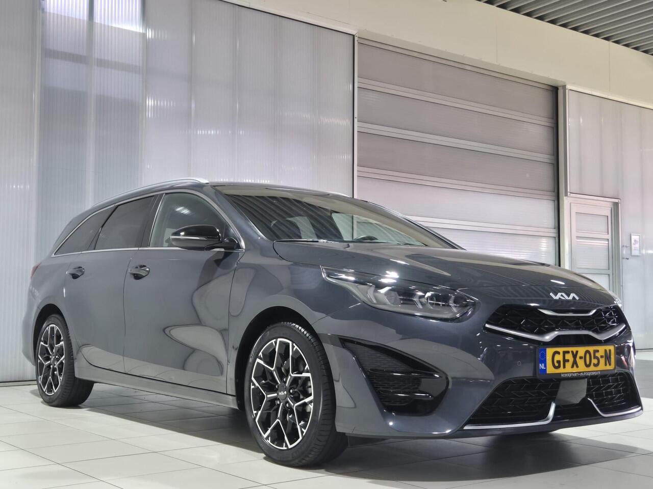 KIA CEE D Ceed Sportswagon 1.5 T-GDi GT-Line ,Apple Carplay/Android Auto, schuif / kantel dak, camera.