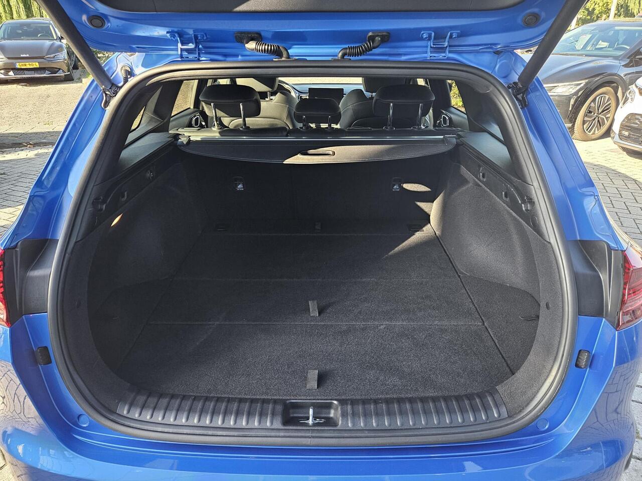 KIA CEE D Ceed Sportswagon 1.5 T-GDi GT-Line Schuifkanteldak|Lmv|Airco