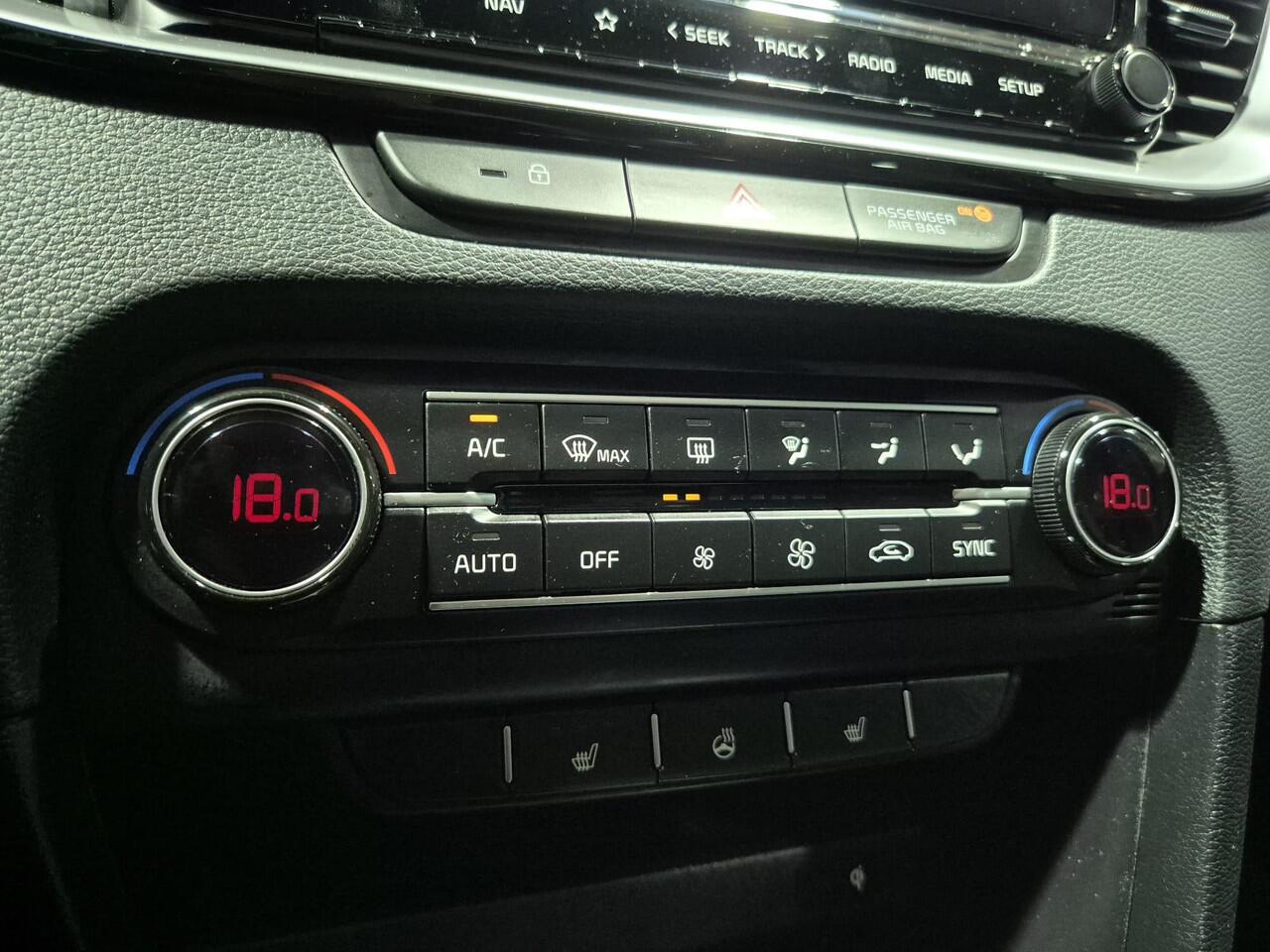 KIA CEE D Ceed Sportswagon 1.5 T-GDi GT-Line ,Apple Carplay/Android Auto, Stoel en stuur verwarming.