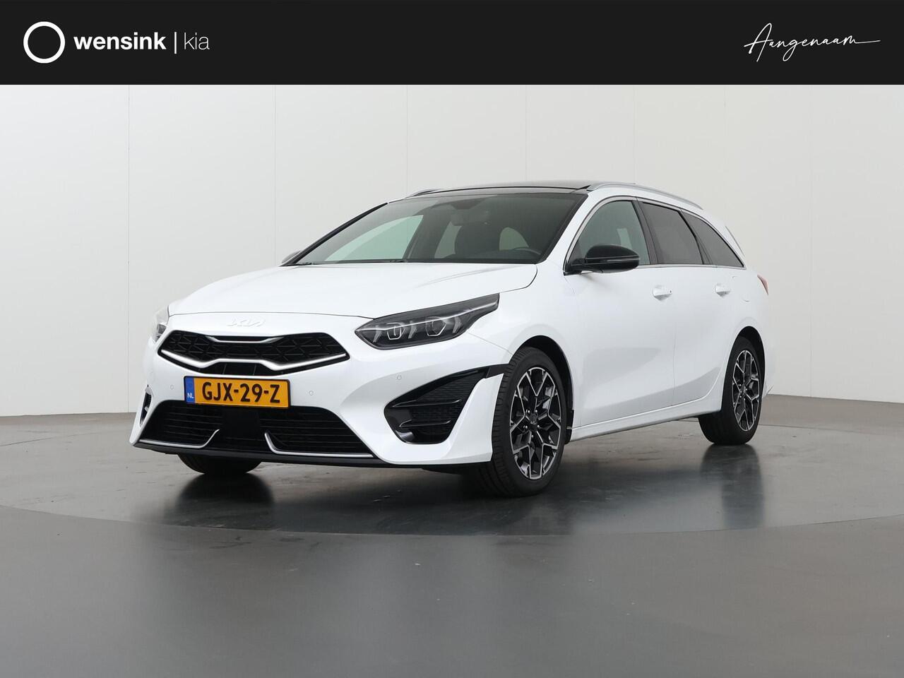 KIA CEE D Ceed Sportswagon 1.5 T-GDi GT-Line | Panoramadak | Navigatie | Parkeercamera | Stoel/Stuurverwarming | Keyless Go |