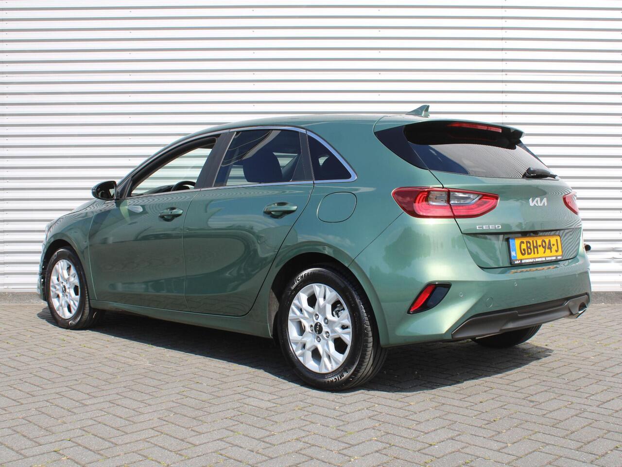 KIA CEE D Ceed 1.0 T-GDi DynamicPlusLine | Stuur-/stoelverwarming | Camera | Draadloos laden | LED | Dodehoek detectie | 16" LM |