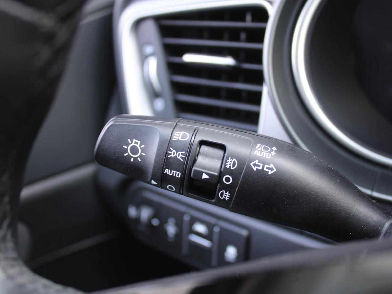 KIA CEE D Ceed Sportswagon 1.5 T-GDi DynamicLine | Airco | Cruise | Camera | Navi | 16" LM | LED | PDC |