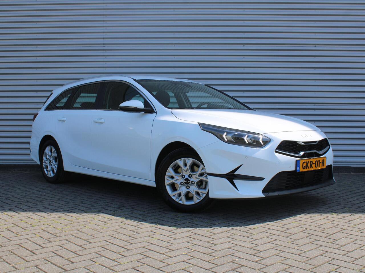 KIA CEE D Ceed Sportswagon 1.5 T-GDi DynamicLine | Airco | Cruise | Camera | Navi | 16" LM | LED | PDC |