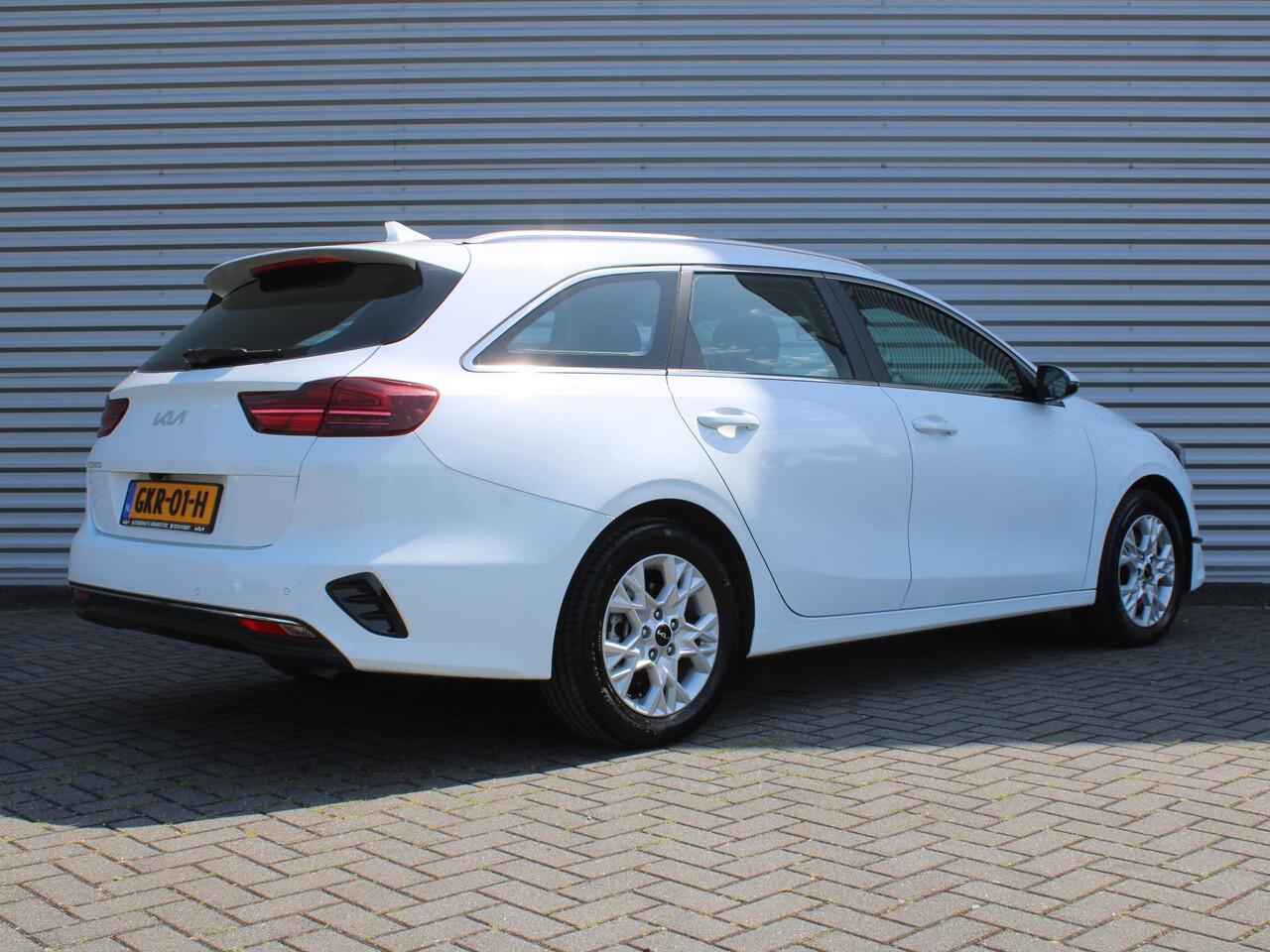 KIA CEE D Ceed Sportswagon 1.5 T-GDi DynamicLine | Airco | Cruise | Camera | Navi | 16" LM | LED | PDC |
