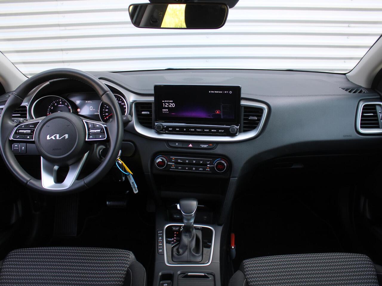 KIA CEE D Ceed Sportswagon 1.5 T-GDi DynamicLine | Airco | Cruise | Camera | Navi | 16" LM | LED | PDC |