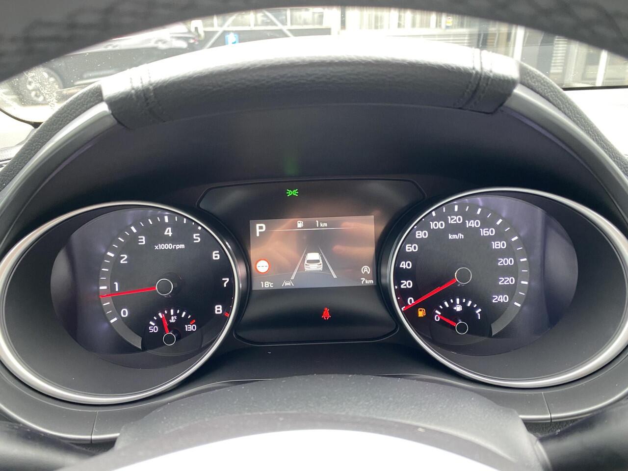 KIA CEE D Ceed SW 1.5 T-GDi DCT7 DynamicLine | Demo | Navigatie | Parkeercamera | Climate Control | Cruise Control Adaptief |