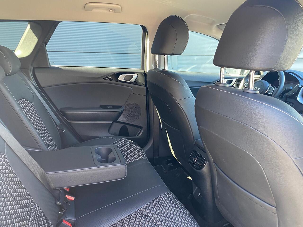 KIA CEE D Ceed SW 1.0 T-GDi DynamicPlusLine | Stoel/Stuurwielverwarming | Keyless Go | Elektr. Achterklep | Navigatie | Cruise control adaptief |