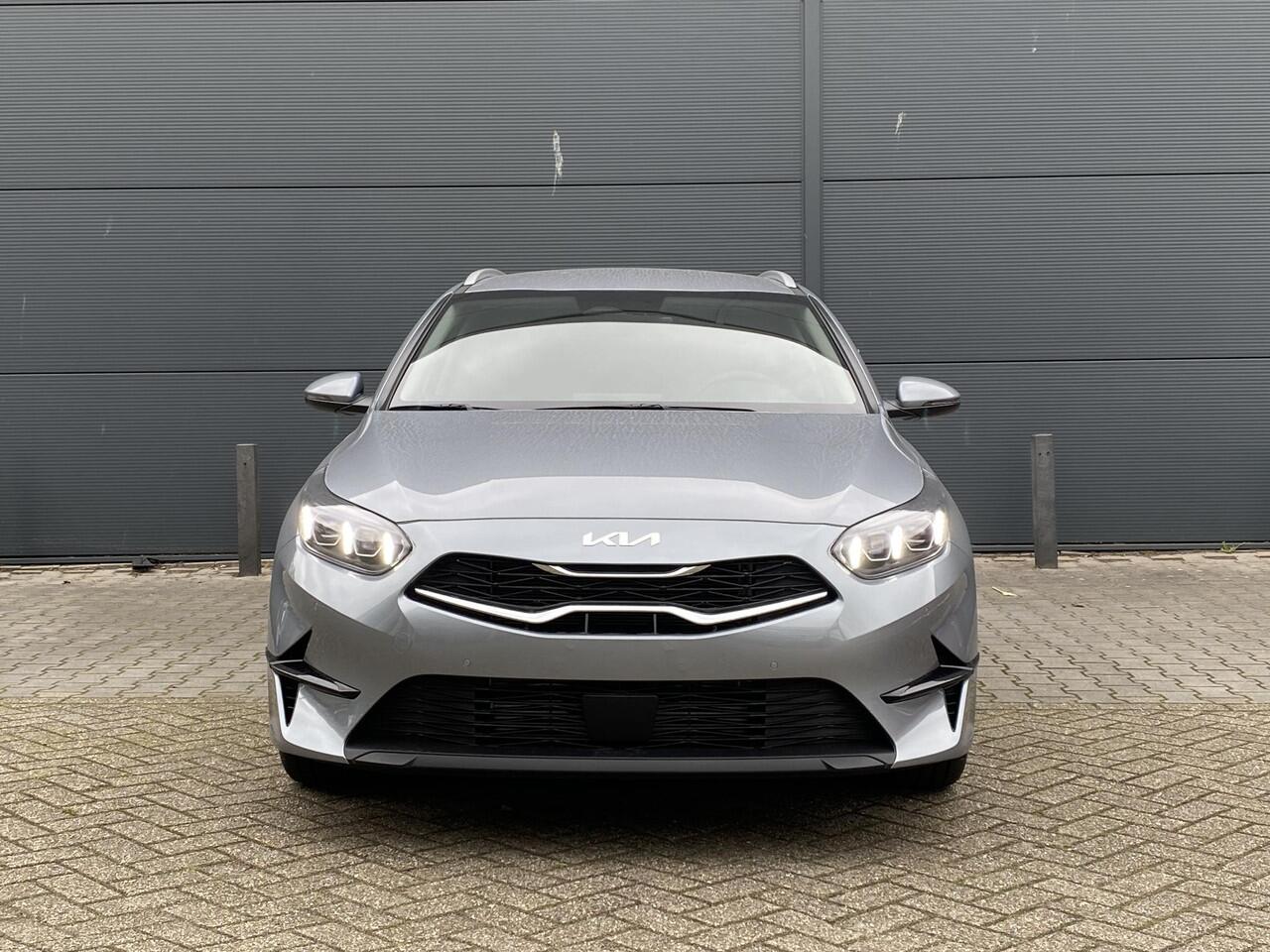 KIA CEE D Ceed SW 1.0 T-GDi DynamicPlusLine | Stoel/Stuurwielverwarming | Keyless Go | Elektr. Achterklep | Navigatie | Cruise control adaptief |
