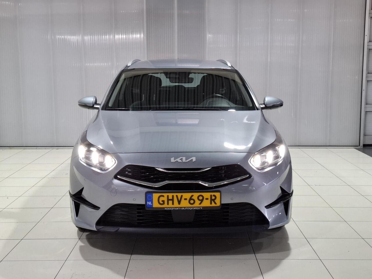 KIA CEE D Ceed Sportswagon 1.5 T-GDi DynamicLine Trekhaak, Apple Carplay/Android Auto, Navigatie, Camera.