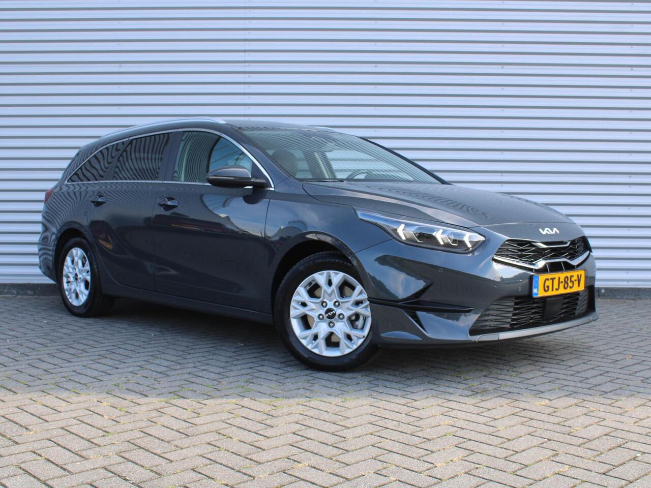 KIA CEE D Ceed Sportswagon 1.5 T-GDi DynamicPlusLine | Stoel- & stuurverwarming | Camera | Clima | Cruise adapt. | LED | Navi | Elek. achterklep | 16" LM |