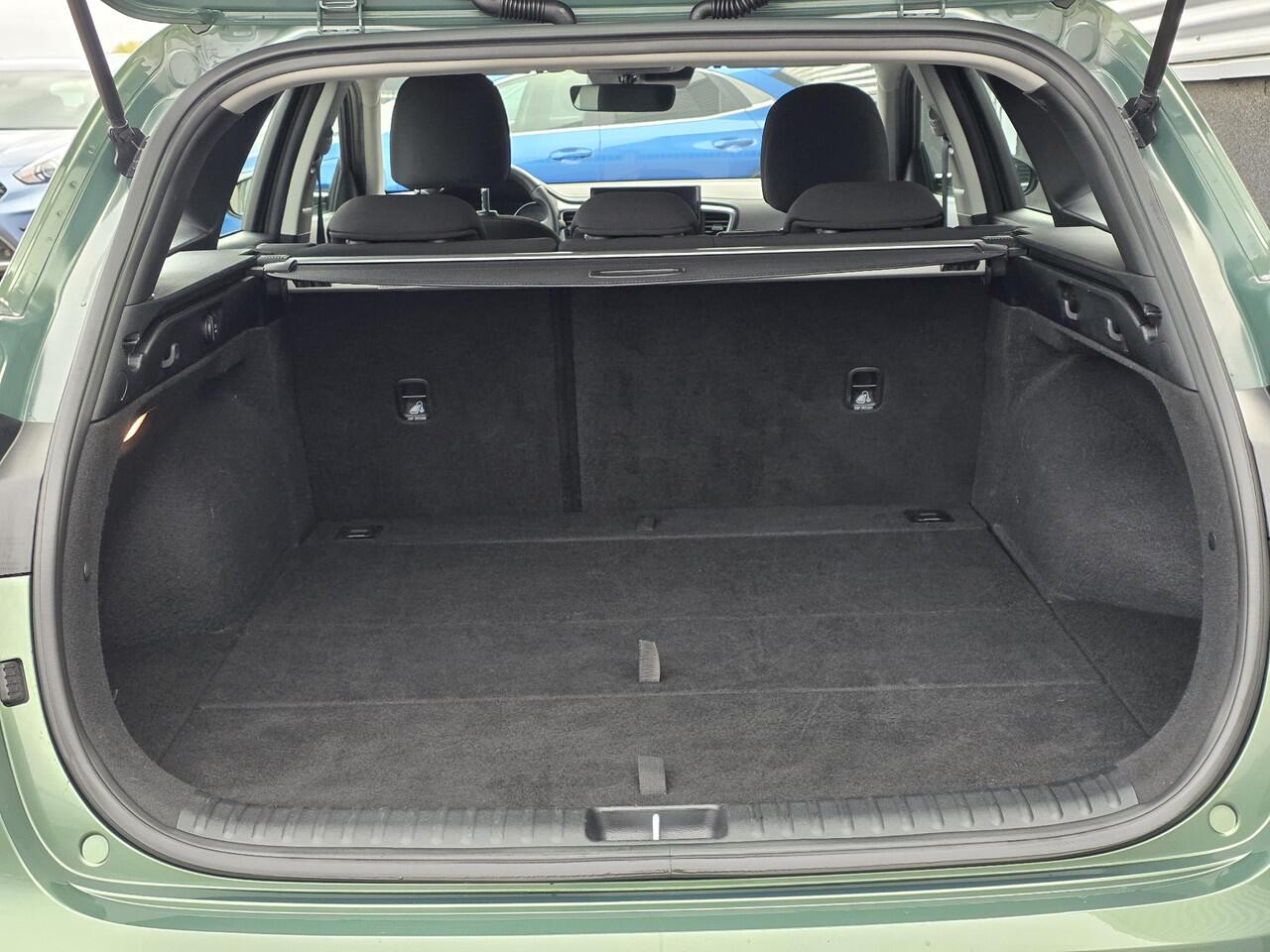 KIA CEE D Ceed Sportswagon 1.5 T-GDi DynamicLine Trekhaak, navigatie Apple CarPlay/Android Auto, parkeersensoren v&a, cruise control, 1e eign. BTW-auto