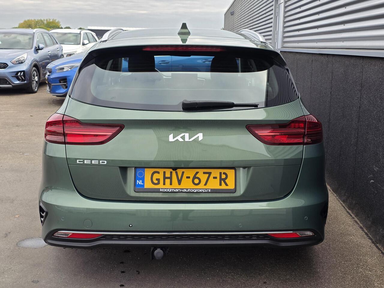 KIA CEE D Ceed Sportswagon 1.5 T-GDi DynamicLine Trekhaak, navigatie Apple CarPlay/Android Auto, parkeersensoren v&a, cruise control, 1e eign. BTW-auto
