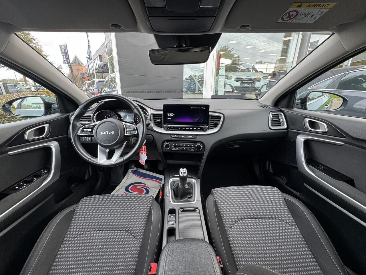 KIA CEE D Ceed Sportswagon 1.5 T-GDi DynamicLine | Afneembare Trekhaak | Eerste Eigenaar | Apple Carplay/Android Auto | Navigatie | Enz...