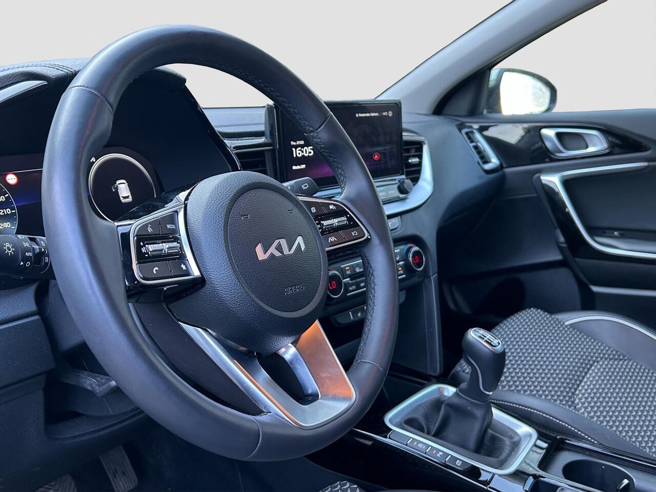 KIA CEE D Ceed Sportswagon 1.0 T-GDi DynamicPlusLine Camera | Navi | H-Leder | Stuur-/Stoelverwarming | Clima | Key-Less | Apple CarPlay/Android Auto | PDC | Cruise | LED |