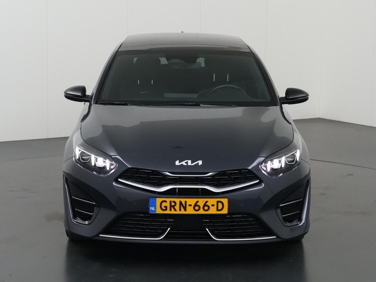 KIA CEE D Ceed 1.5 T-GDi GT-Line | Panoramadak | Stoel/Stuurwielverwarming | Navigatie | Parkeercamera | Climate control