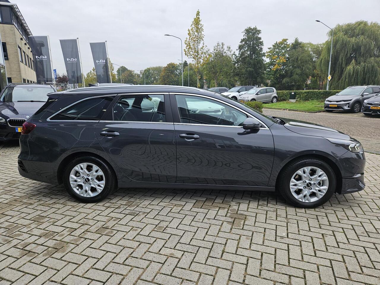 KIA CEE D Ceed Sportswagon 1.5 T-GDi DynamicLine Trekhaak | Nav | Lmv | Achteruitrijcamera | 1e eigenaar | Dealer onderhouden!!