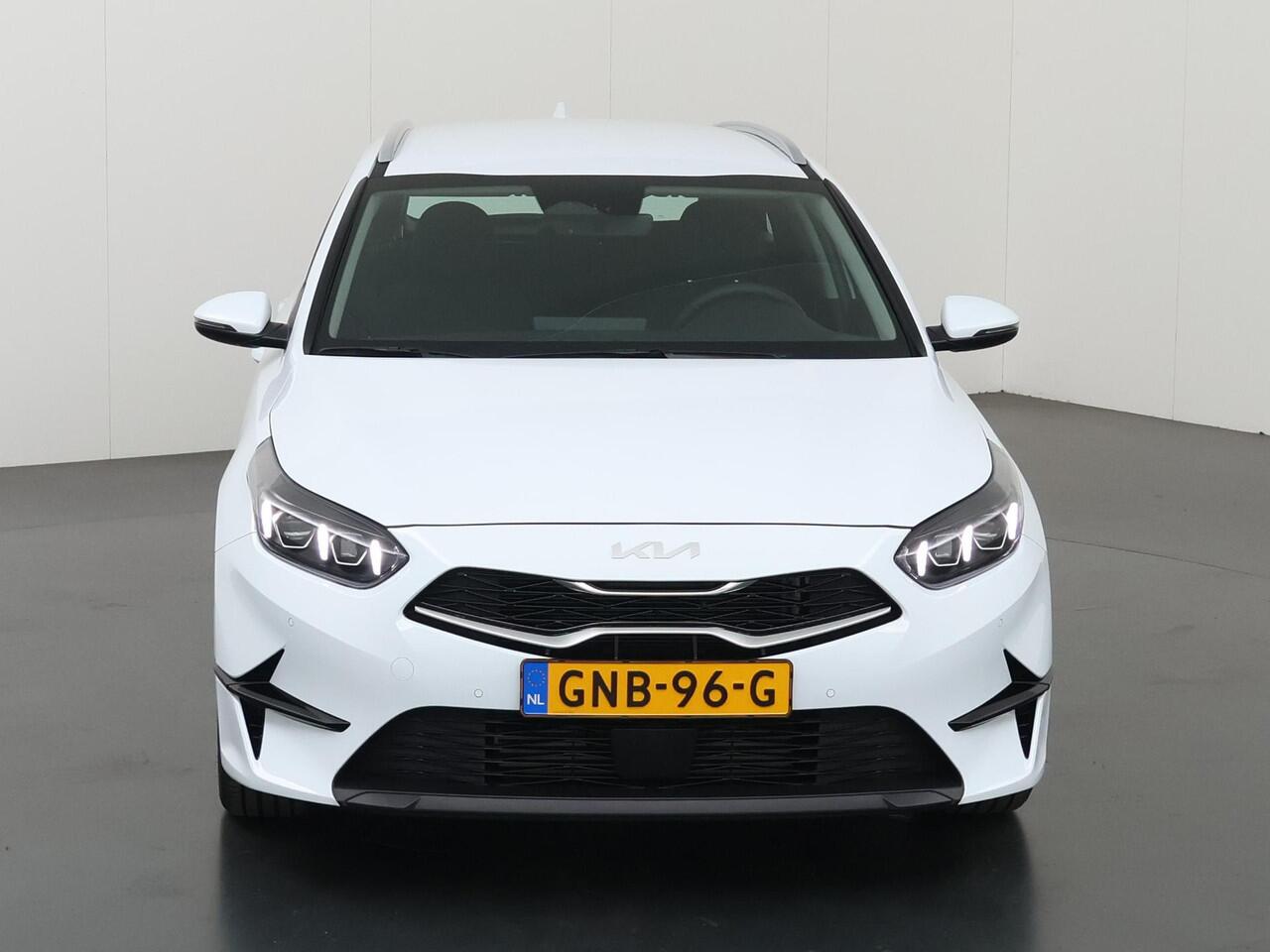 KIA CEE D Ceed SW 1.5 T-GDi DynamicLine | Navigatie | Parkeercamera | Climate Control | Cruise Control |