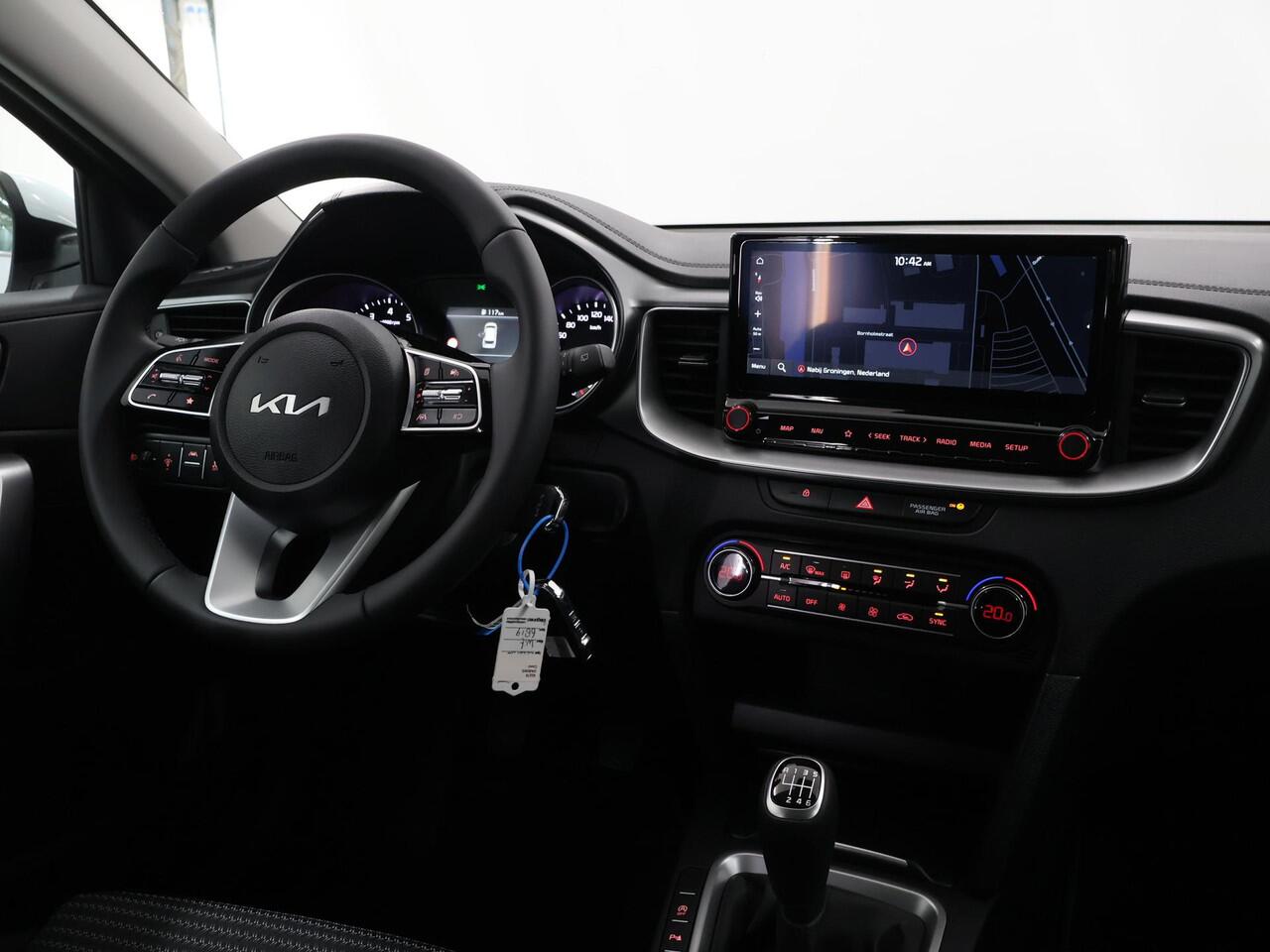 KIA CEE D Ceed SW 1.5 T-GDi DynamicLine | Navigatie | Parkeercamera | Climate Control | Cruise Control |