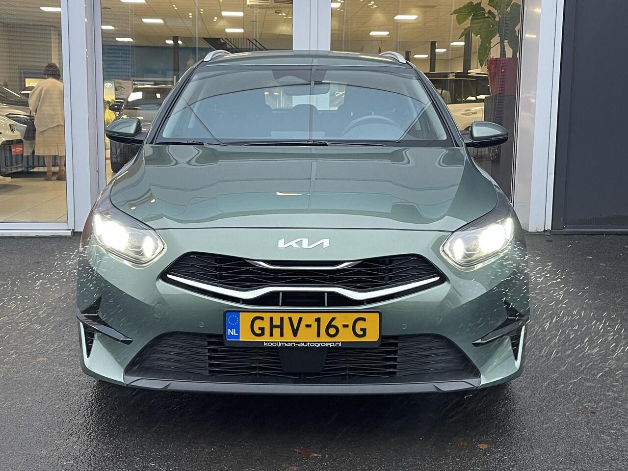 KIA CEE D Ceed Sportswagon 1.5 T-GDi DynamicLine Afneembare trekhaak | Lane Assist | Navigatie