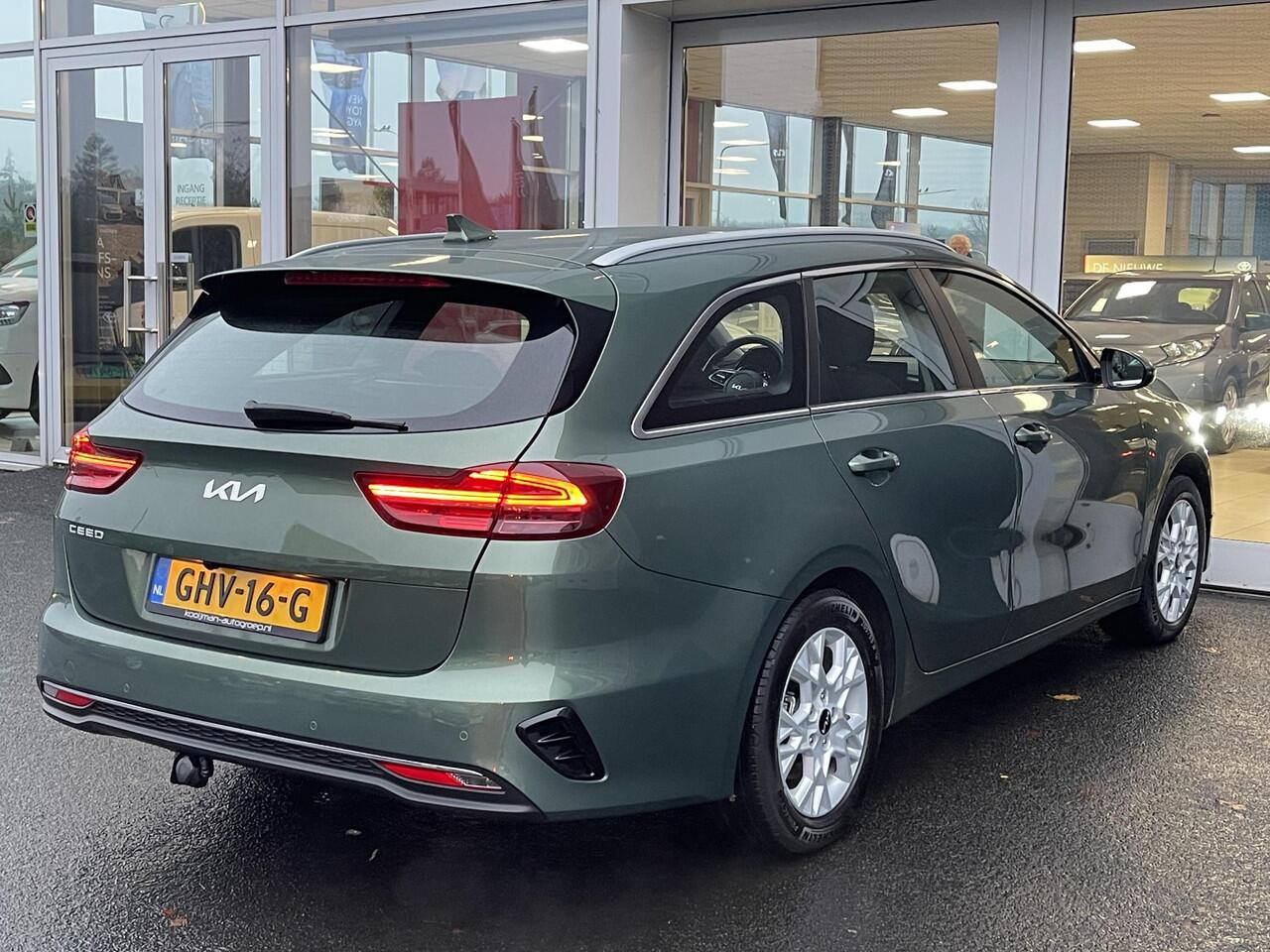 KIA CEE D Ceed Sportswagon 1.5 T-GDi DynamicLine Afneembare trekhaak | Lane Assist | Navigatie