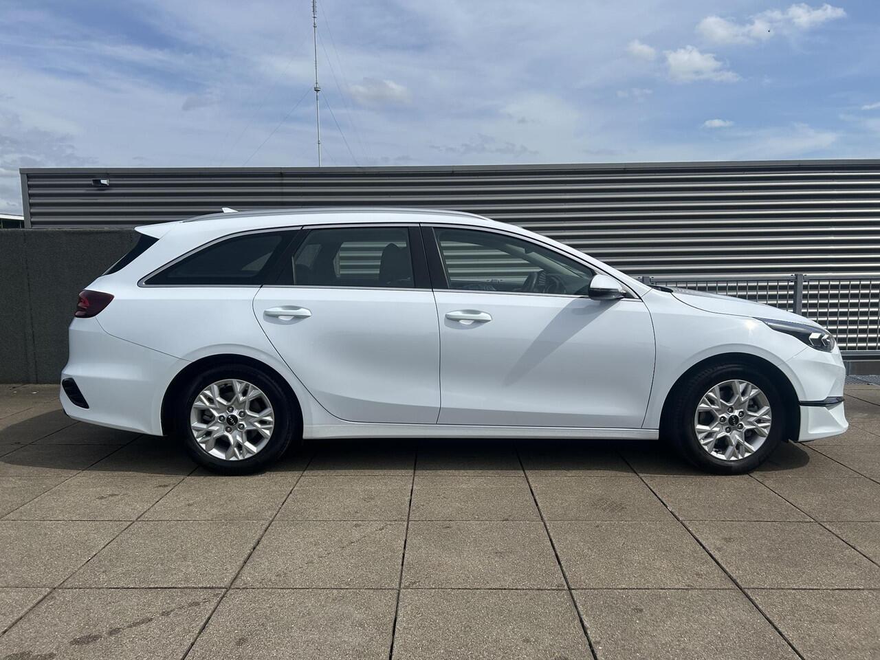 KIA CEE D Ceed Sportswagon 1.0 T-GDi DynamicLine TREKHAAK, ACHTERUITRIJCAMERA, NAVIGATIE