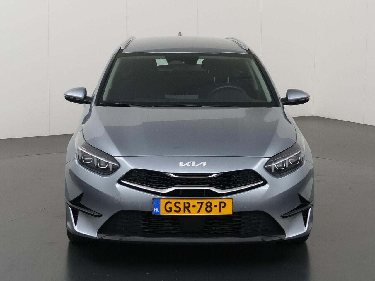 KIA CEE D Ceed Sportswagon 1.5 T-GDi DynamicLine | Navigatie | Parkeercamera | Climate Control | Cruise Control |