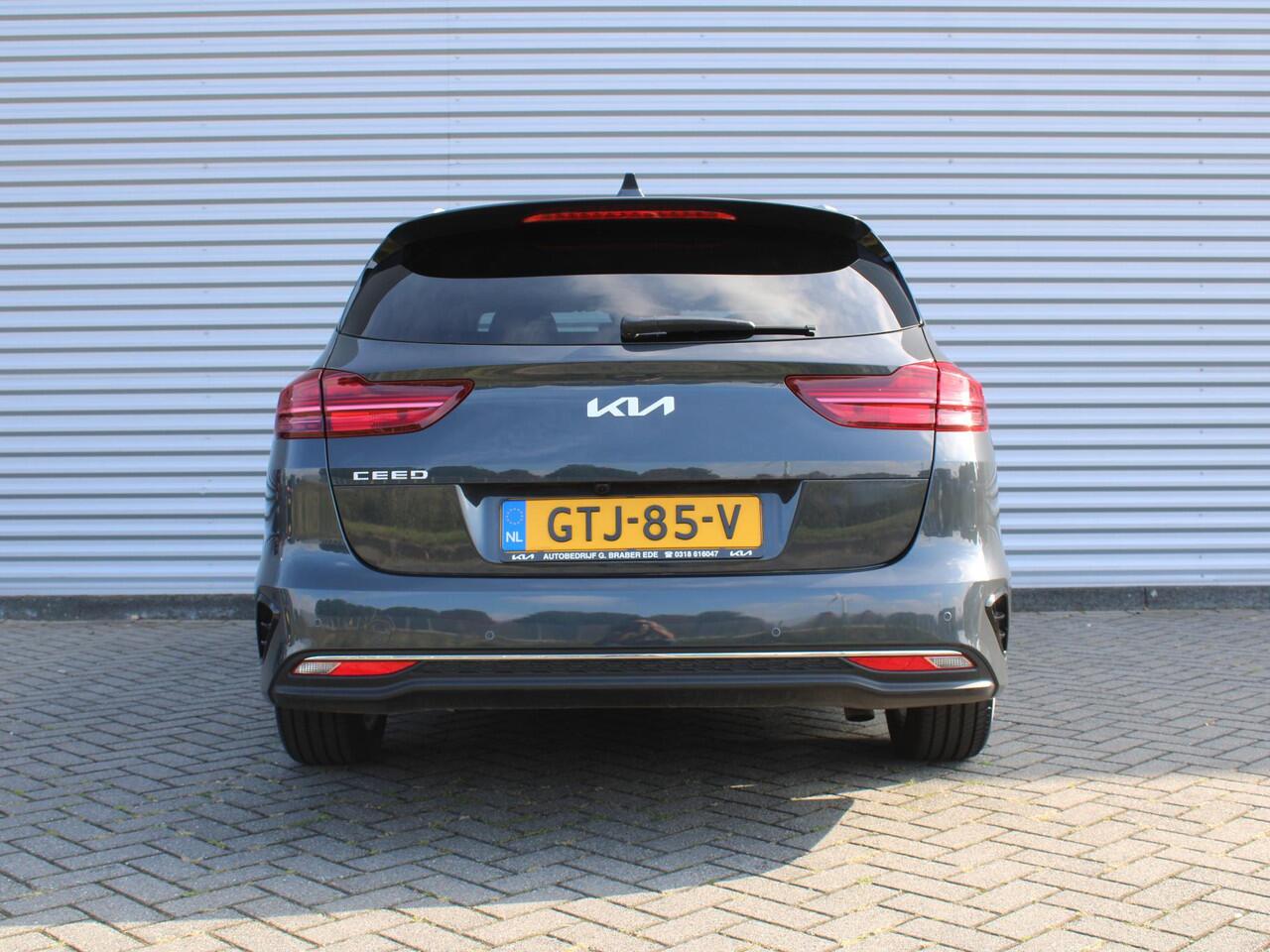 KIA CEE D Ceed Sportswagon 1.5 T-GDi DynamicPlusLine | Stoel- & stuurverwarming | Camera | Clima | Cruise adapt. | LED | Navi | Elek. achterklep | 16" LM |