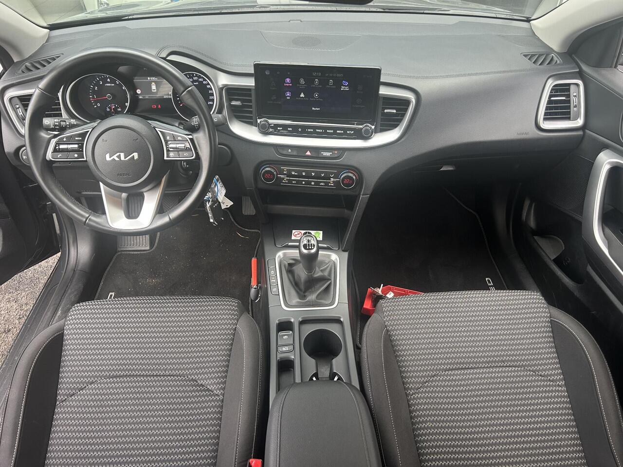 KIA CEE D Ceed Sportswagon 1.5 T-GDi DynamicLine | Trekhaak | Lane Assist